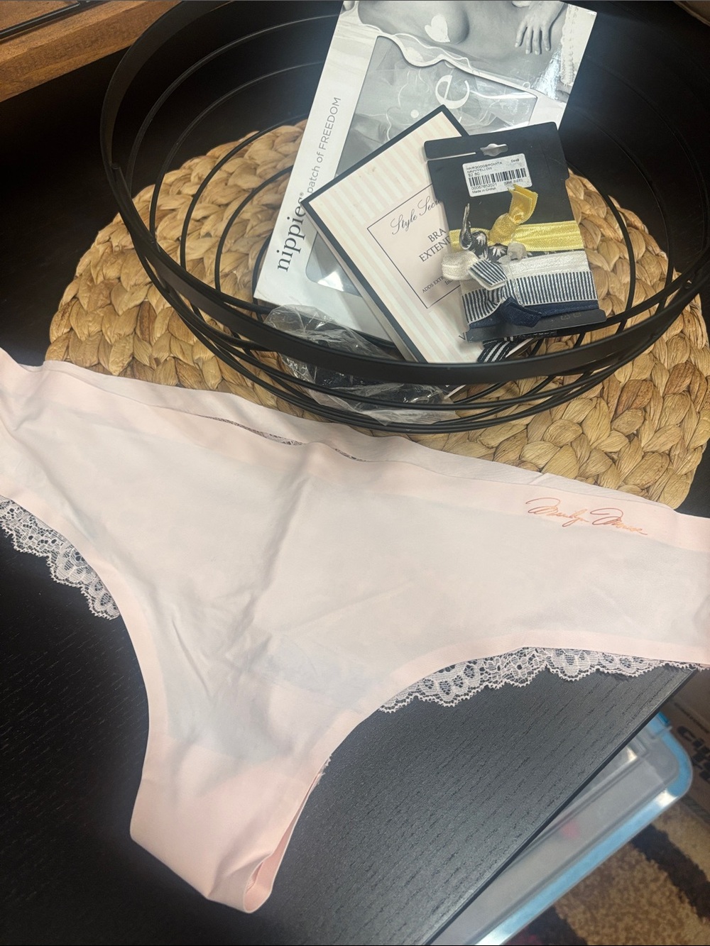 Brand New. Never Worn. Signature Lace-Trim Seamless Hipster Panty - Light Pink